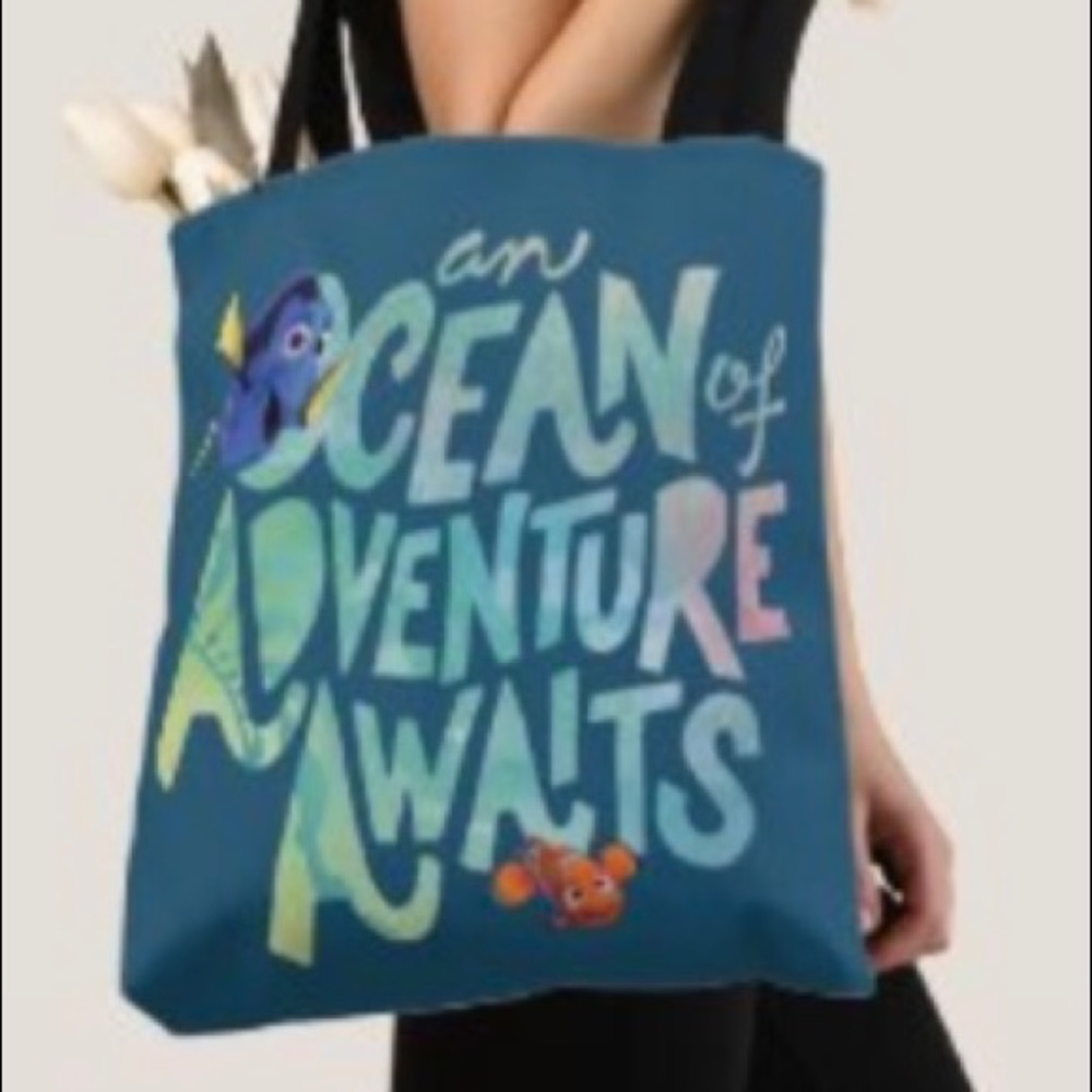 Classic Disney Nemo and Dori Tote Bag!!